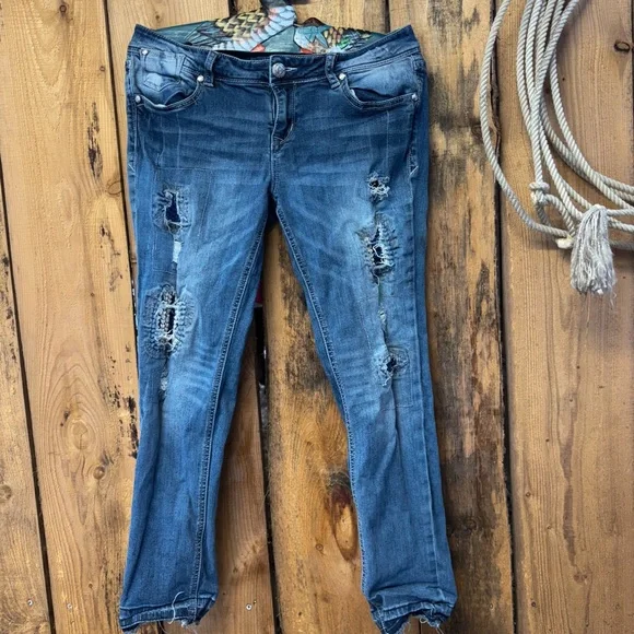 Grace in LA Women's Faded Blue Slim Straight Jeans - Picture 7 of 8